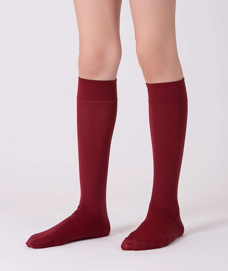 Product Image of Burgundy Classic Kids Socks #1