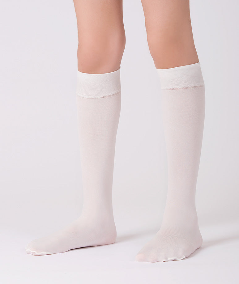 Product Image of Ecru Classic Kids Socks #1