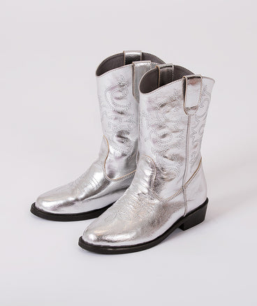 Shimmering silver kids cowboy boots