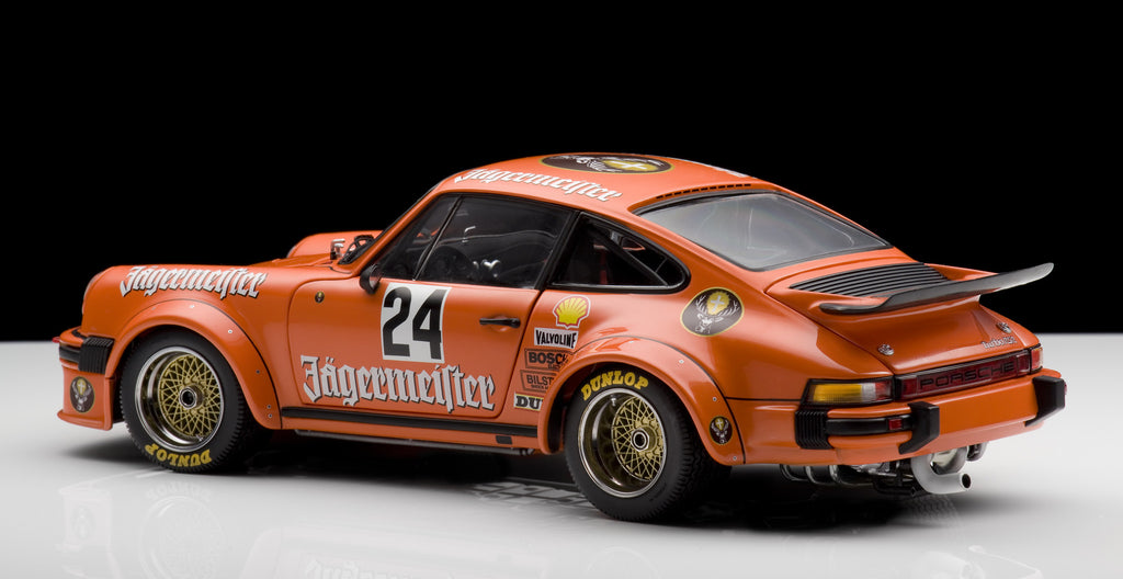 Porsche 934 RSR 1976 from Exoto 1:18 Scale - Aeromobilia