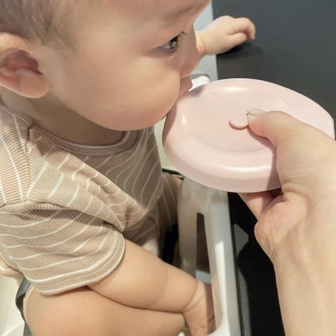 パパママが安心して使える離乳食持ち運び容器選びのポイント4つの画像