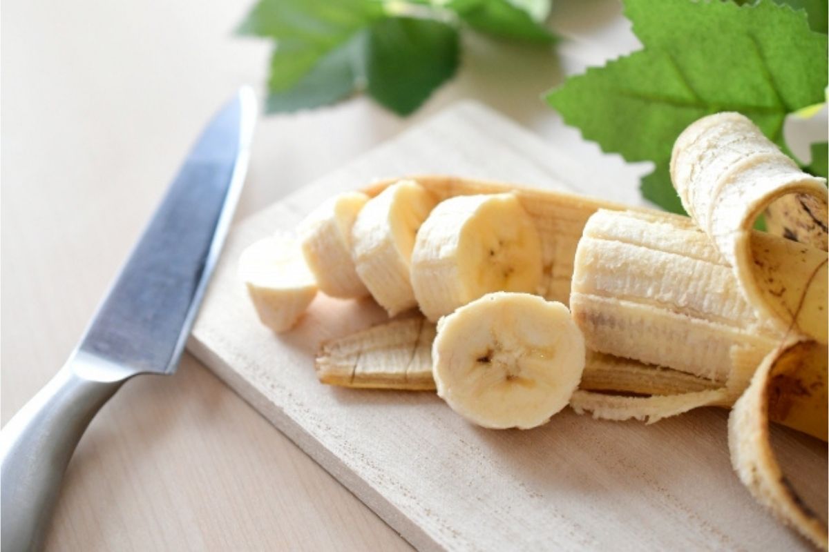 離乳食でのバナナの目安量と大きさを説明している
