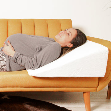 How to Use a Wedge Pillow - Amerisleep