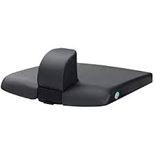 A black pommel cushion