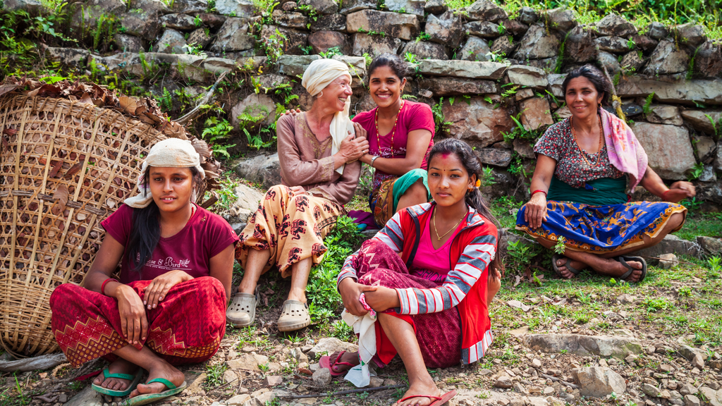 Embroidery workers gather in India