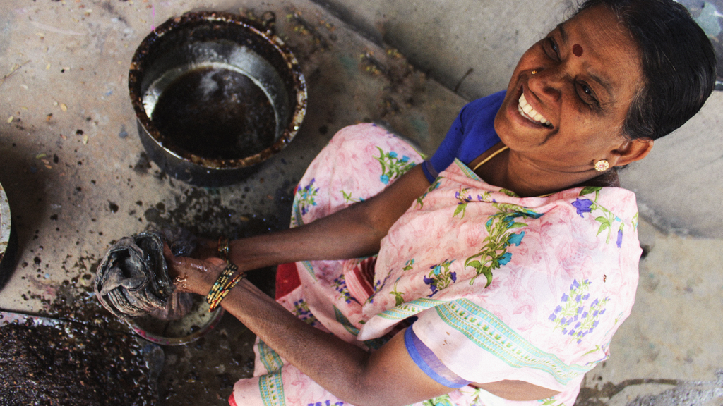 Woman makes natural dyes