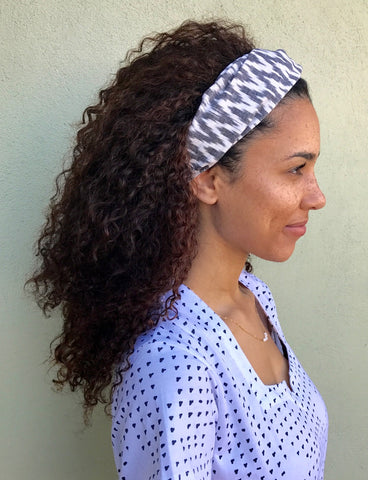 Woman wearing Passion Lilie's handwoven headband