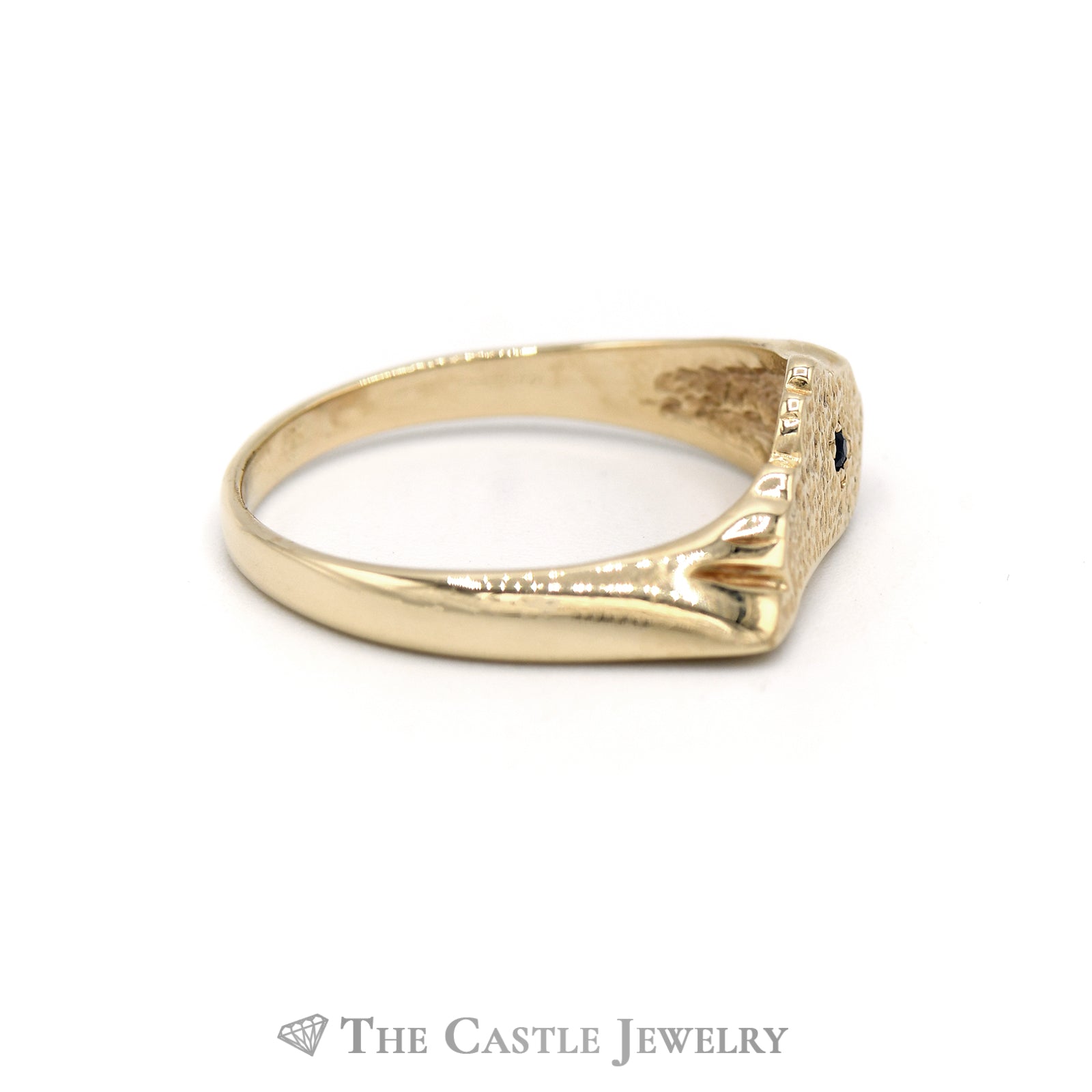 State of Kentucky Ring with Round Sapphire Accent in 14KT Yellow Gold