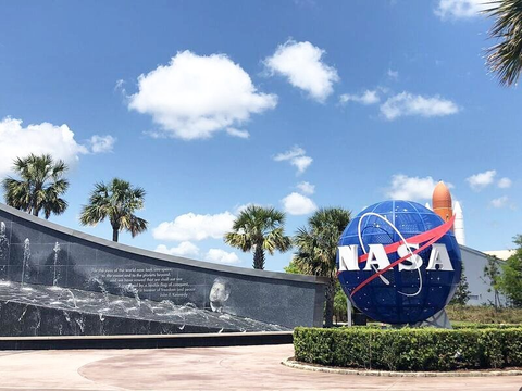 The front entrance of the Kennedy Space Center.