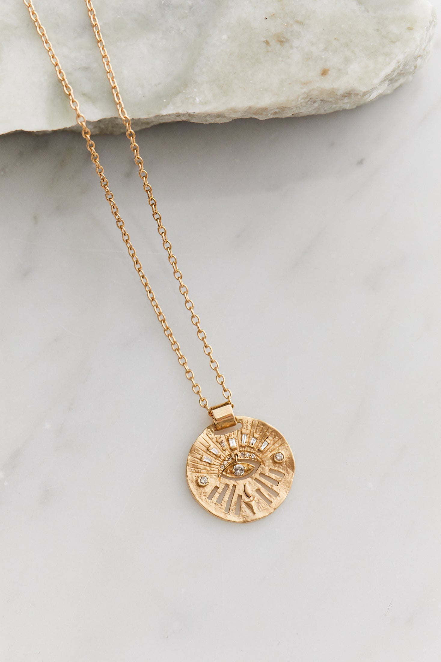 Gold Medal Dangling Diamond Eye Necklace