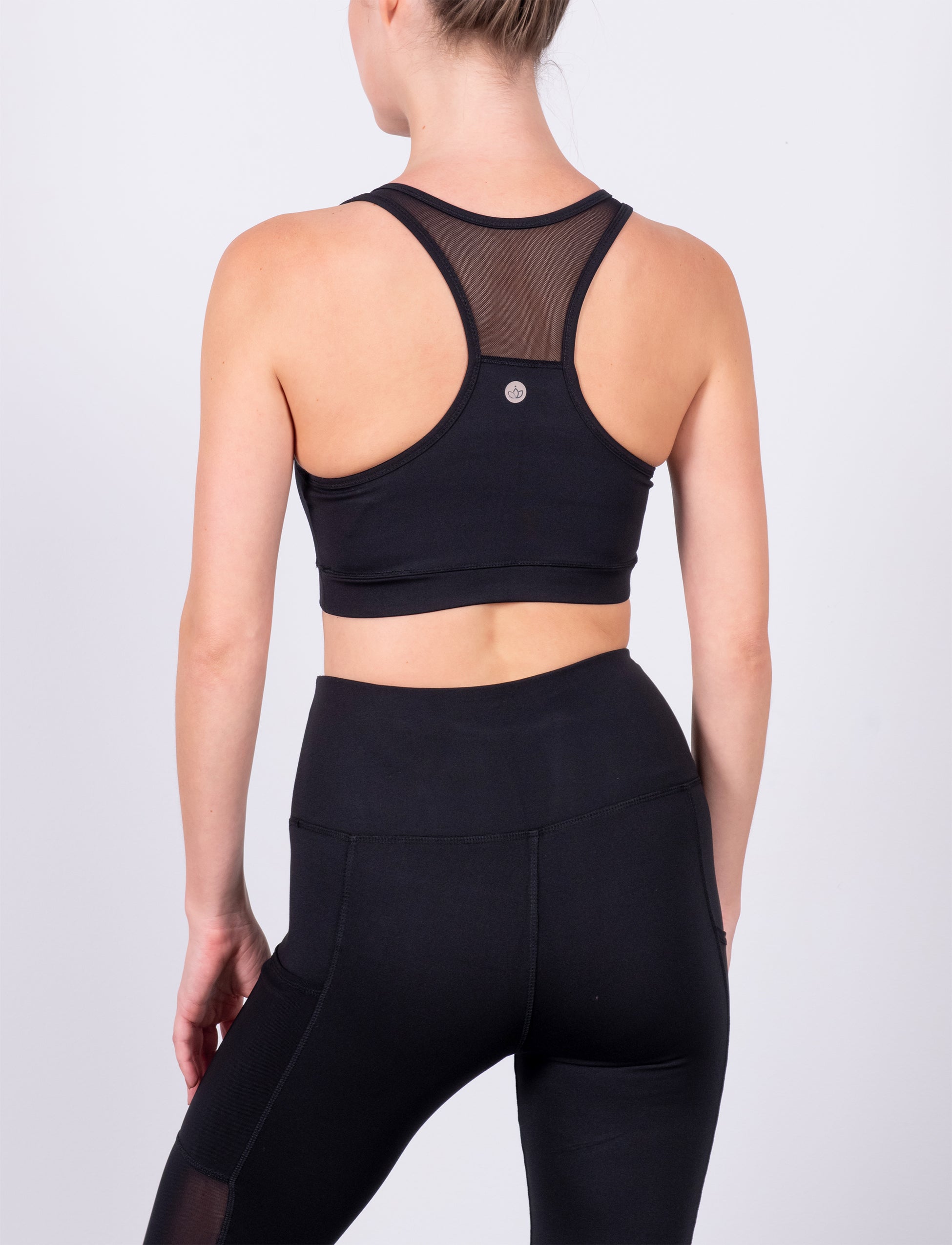 Black Yoga Set For Women W/ Sports Bra & Fitted Mesh Cropped Yoga