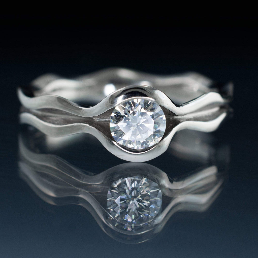 Wave Round Brilliant Moissanite Wedding or Engagement Ring | Nodeform