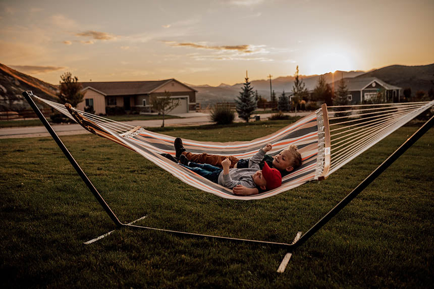 How to Assemble a Metal Hammock Stand