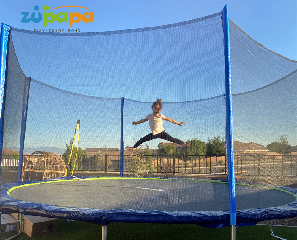 trampoline with net