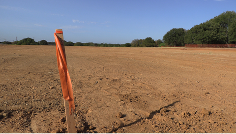 It's important to have a level grade on any soil type when building a 2 way Waffle Slab like the Wafflemat Foundation. 