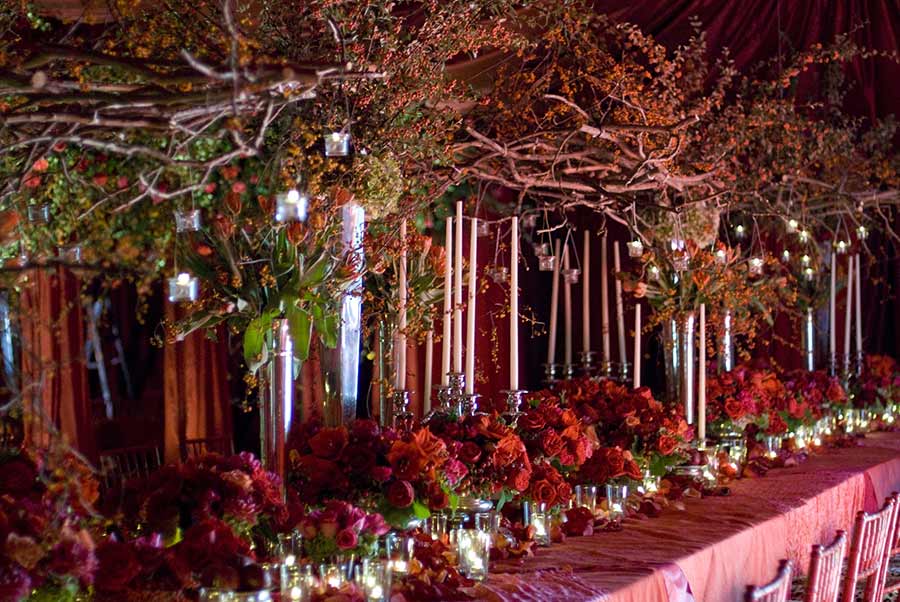 red wedding reception decorations