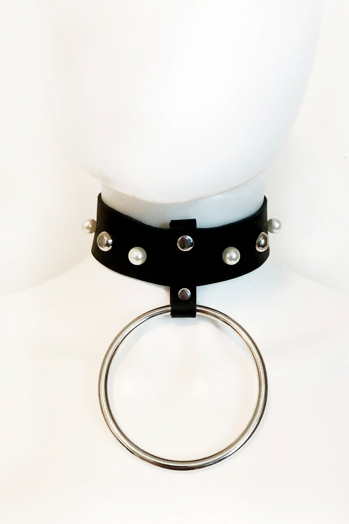 Oversized O Ring Leather Choker Tempest And Serenity