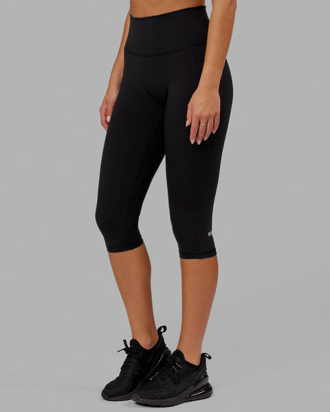 Buy Buy That Trendz Combo Pack of 3 Skinny Fit 3/4 Capris Leggings for  Women White Light Skin Ash Large at Amazon.in