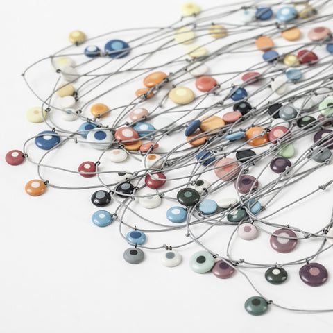 Dots smykker - de flotte smykker i keramik – Lars Rank Keramik