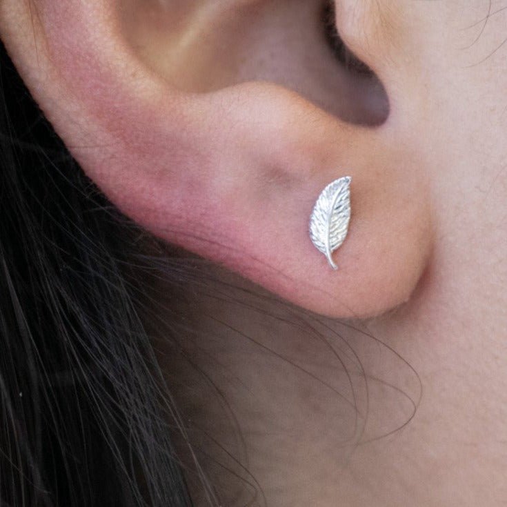 14K Solid Gold Single Mini Butterfly Flat Back Earring – J&CO Jewellery