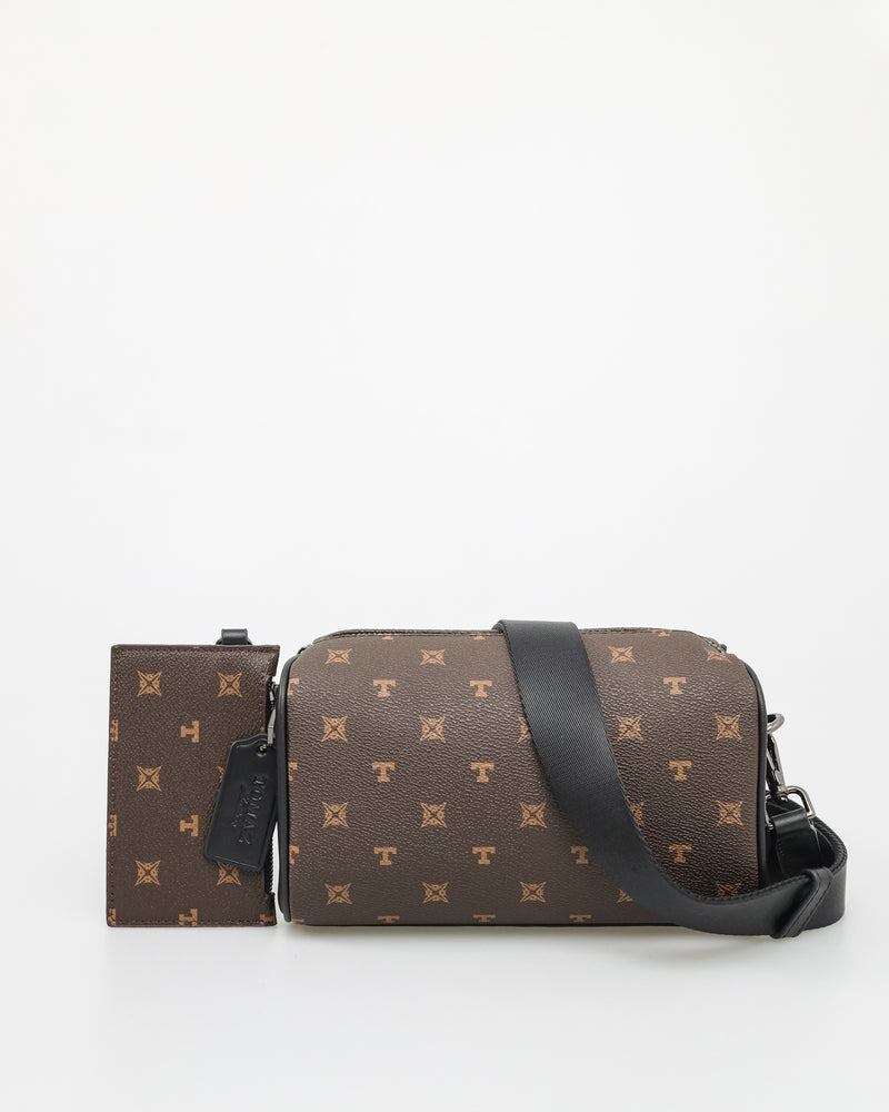 Men's Louis Vuitton Belt Bags and Fanny Packs from $1,422