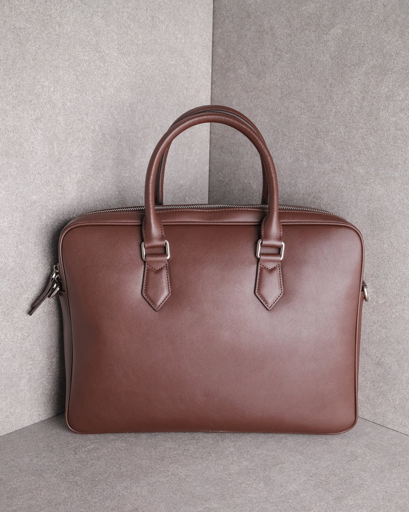 Why You Should Switch to A Leather Office Bag – TOMAZ