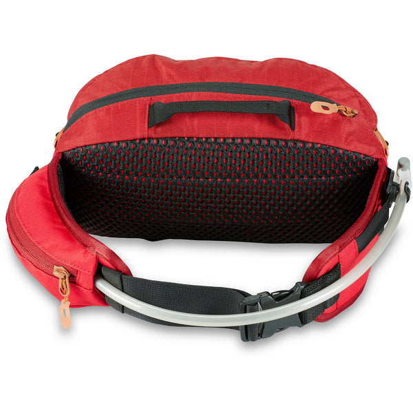 dakine hot laps 5l hydration hip pack