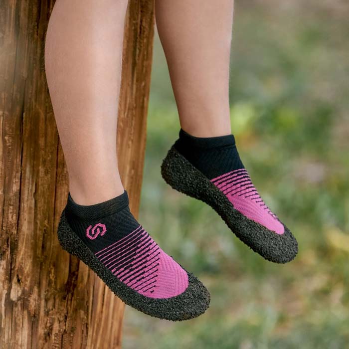 Travel Gear: Skinners Barefoot Sock Shoes