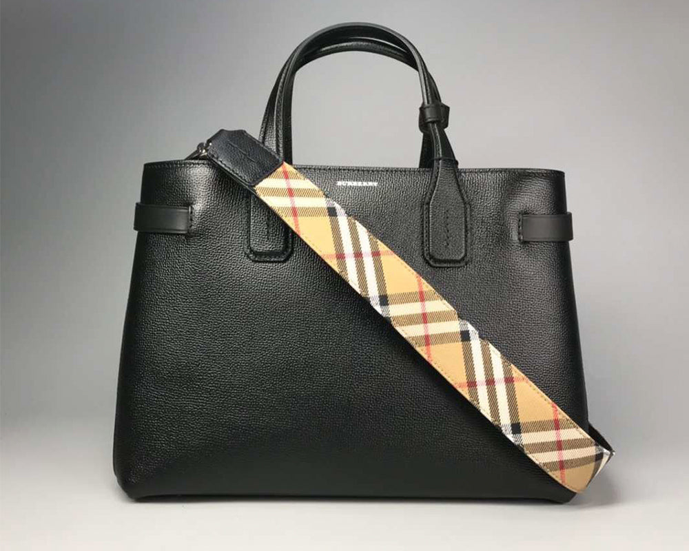 burberry banner medium leather satchel