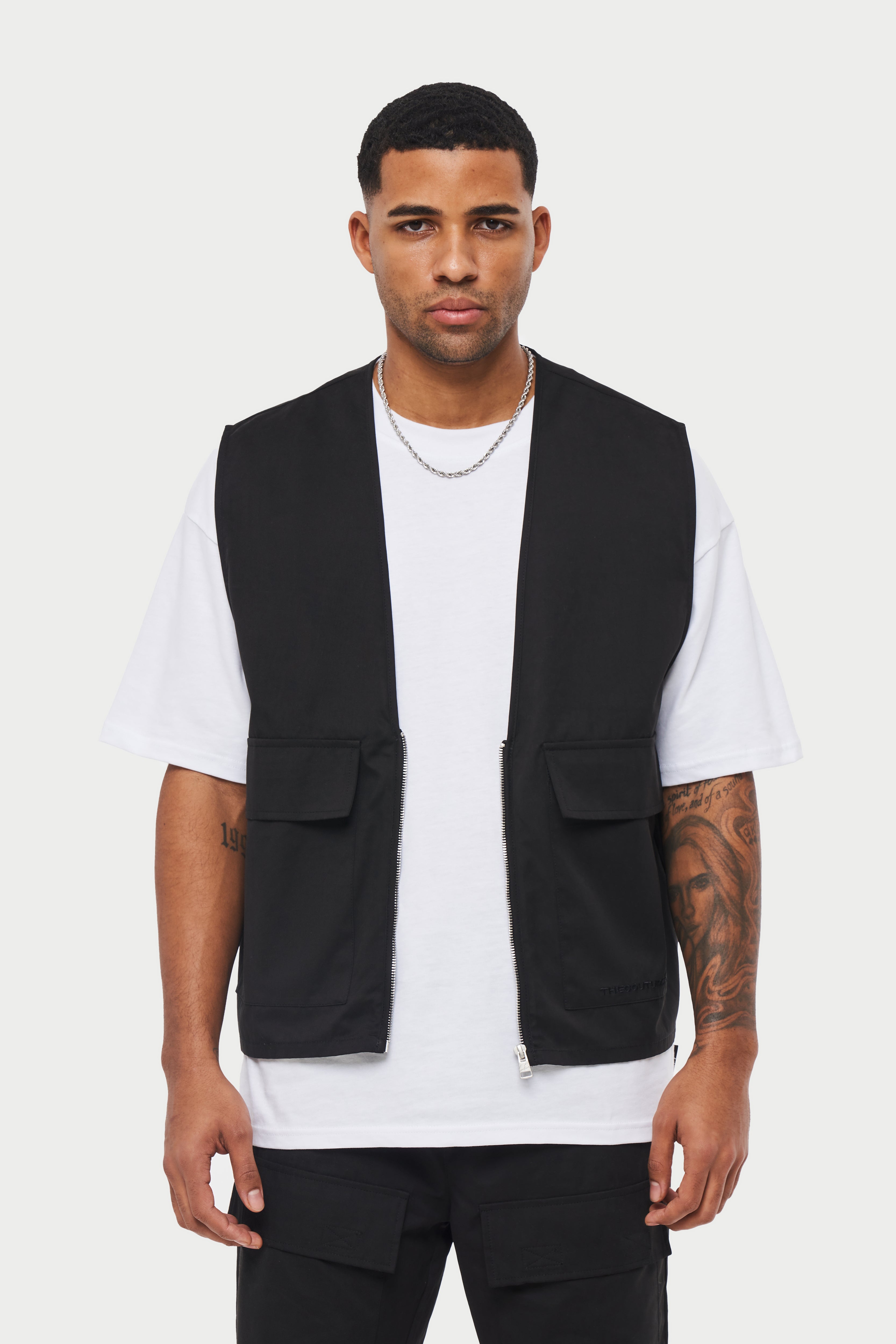 Man Utility Vest With Rubber Branding