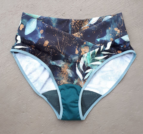 Seaside Swim Bottoms Hack to Period Panties – Greenstyle
