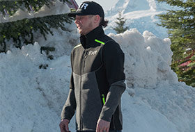 Action Photography: Men's Altitude Tech Zip-Up performing IRL 4