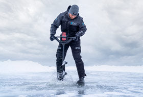 Action Photography: Men's Vapor Pro Insulated Tri-Laminate Bib Pant performing IRL 16