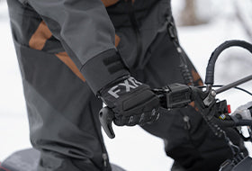 Action Photography: Transfer Short Cuff Glove performing IRL 1