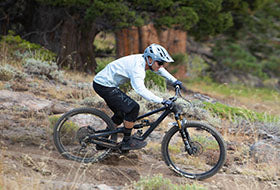 Action Photography: Men's Revo MTB Short performing IRL 3