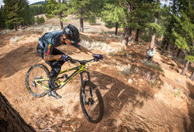 Action Photography: Men's Helium MTB Pant performing IRL 9