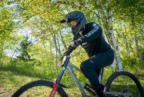 Action Photography: Men's Helium MTB Pant performing IRL 1
