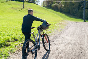 Action Photography: Men's Helium MTB Pant performing IRL 3