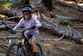 Action Photography: Women's Tech Air Short performing IRL 4