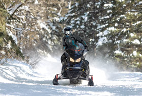 Action Photography: Clutch Evo Helmet performing IRL 12