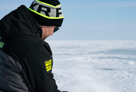 Action Photography: Men's Vertical Pro Insulated Softshell Jacket performing IRL 1
