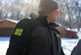 Action Photography: Men's Vertical Pro Insulated Softshell Jacket performing IRL 6