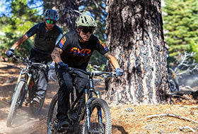 Action Photography: Men's Helium Tech SS Jersey performing IRL 10