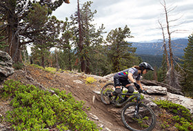 Action Photography: Women's Revo MTB Short performing IRL 7