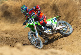 Action Photography: Clutch Pro MX Jersey performing IRL 6