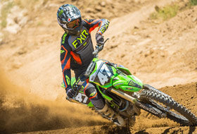 Action Photography: Clutch Pro MX Pant performing IRL 3