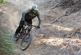 Action Photography: Men's Helium Tech LS Jersey performing IRL 2