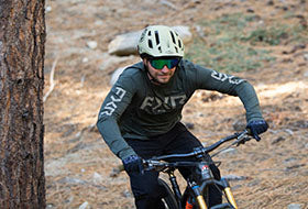 Action Photography: Men's Helium Tech LS Jersey performing IRL 4