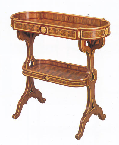 路易十六的经典小桌子