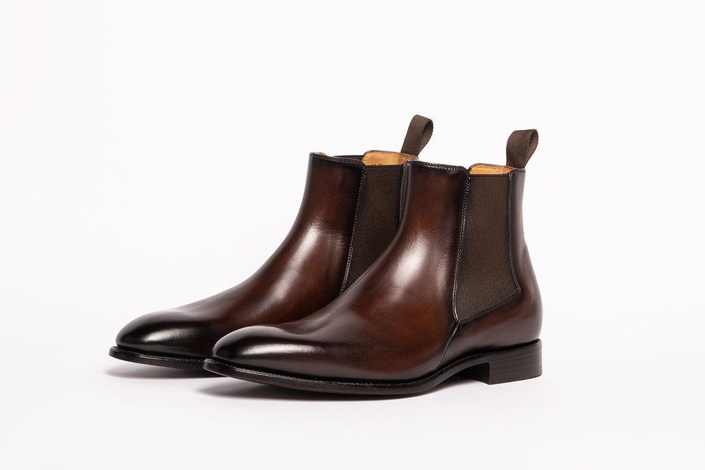 Carlos Santos 7902 Chelsea Boots In Guimaraes Patina | The Noble Shoe